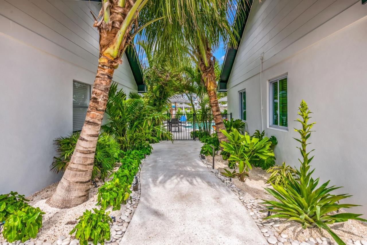 The Retreat At Anna Maria Island Inn Bradenton Beach Exterior photo